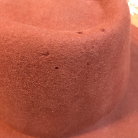 Olive and Pique Rust Hat - Picture 4 of 4